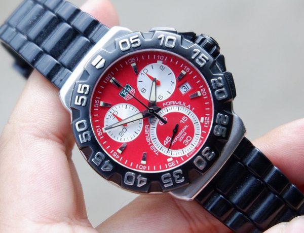Tag Heuer Formula 1 Red Dial - Gambar 2